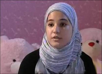 دختر مسلمان، کوچکترین پزشک