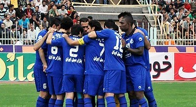 استقلال - گسترش فولاد؛ ورود قهرمان و نبرد آبی‌پوشان در تبریز