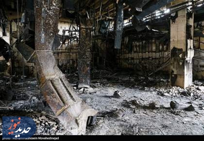 بازدید جمعی ازبازنشستگان رسانه ملی از ساختمان شیشه‌ای