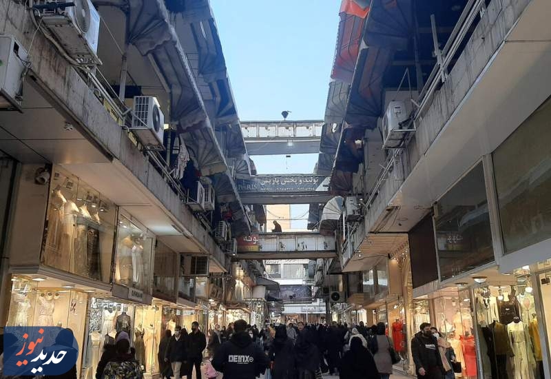 شانزلیزه پلمب شد اما مغازه‌ها باز است