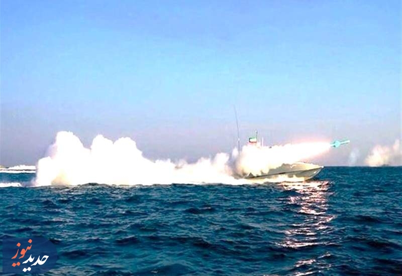 شلیک همزمان بالستیک ها و کروزهای سپاه در رزمایش اقتدار